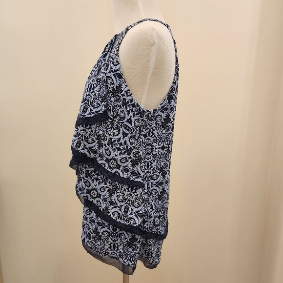 White House Black Market Women's Top - Picture 5 of 11